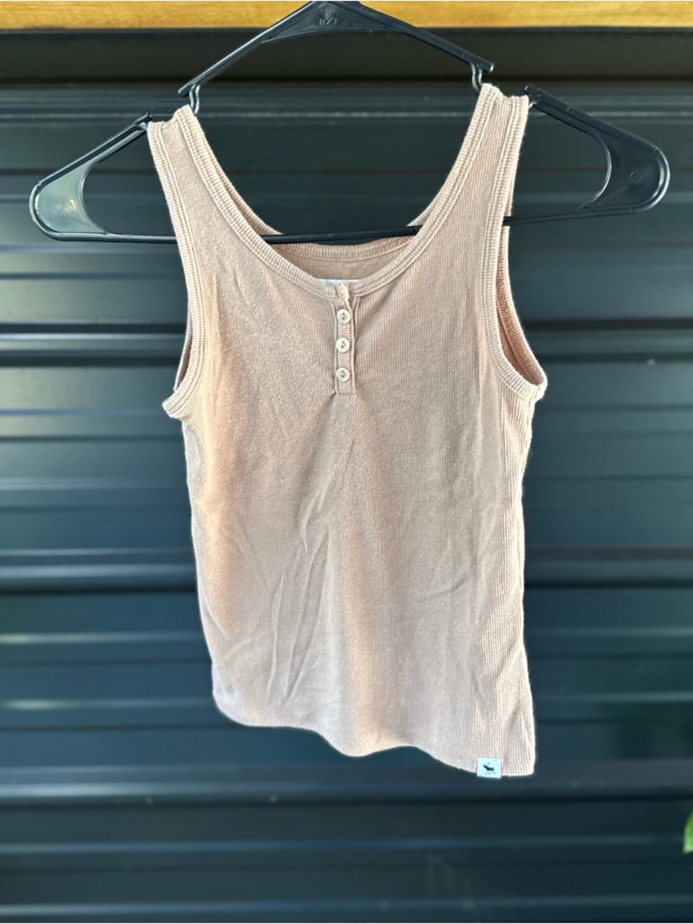 Girl’s Abercrombie Kids Blush Ribbed Henley Tank